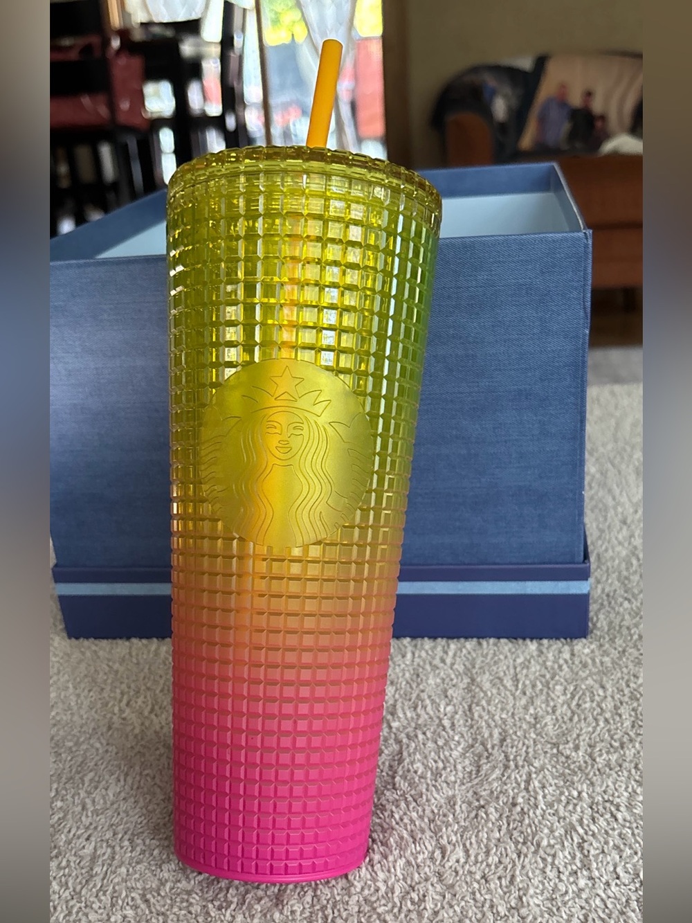 Starbucks 24oz Pink Green Ombré Textured Siren Cold Cup Tumbler w/ Straw